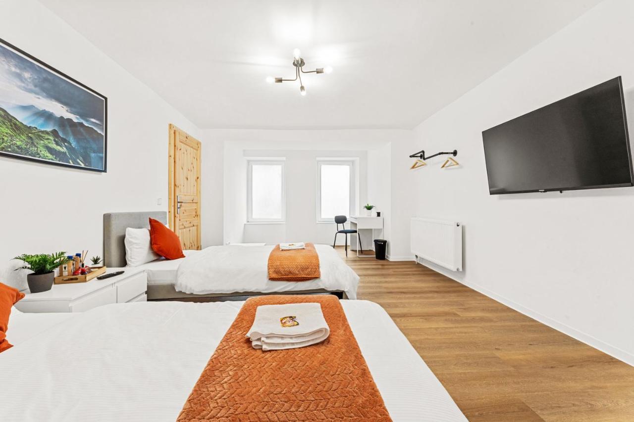 2 Zimmer Apartments, 4 Betten, Vollmoebliert,Zentrale Lage Am S-Bahnhof Berlin Exterior foto